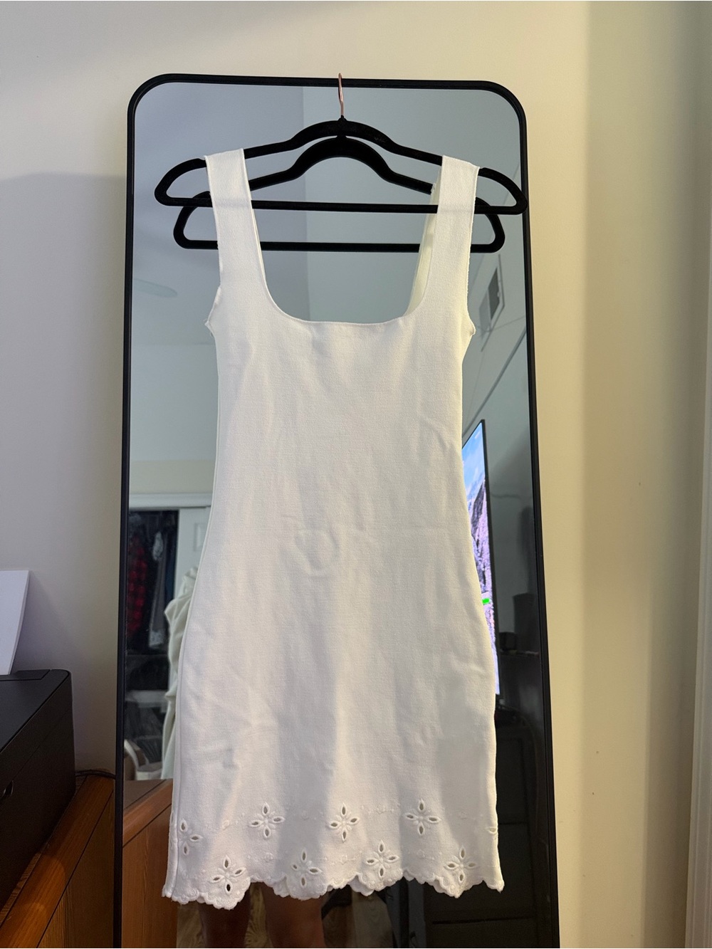 ZARA White Eyelet Scalloped Hem Sleeveless Mini Dress Size S
